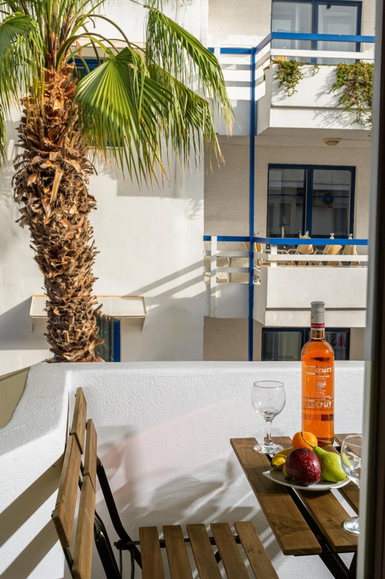 Makas Suites Limenas Chersonisou Exterior foto