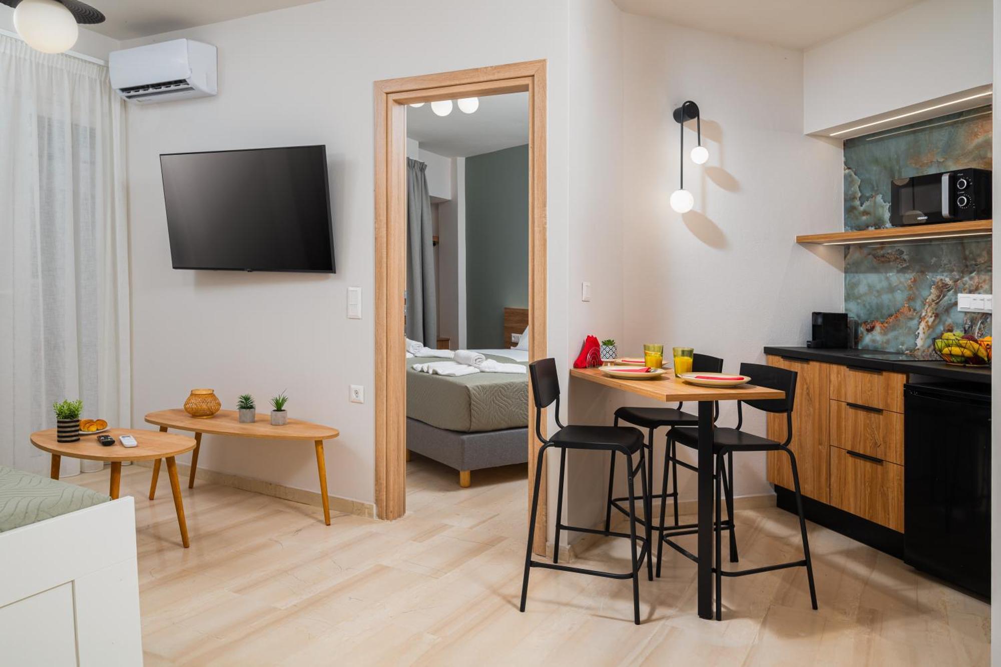 Makas Suites Limenas Chersonisou Exterior foto